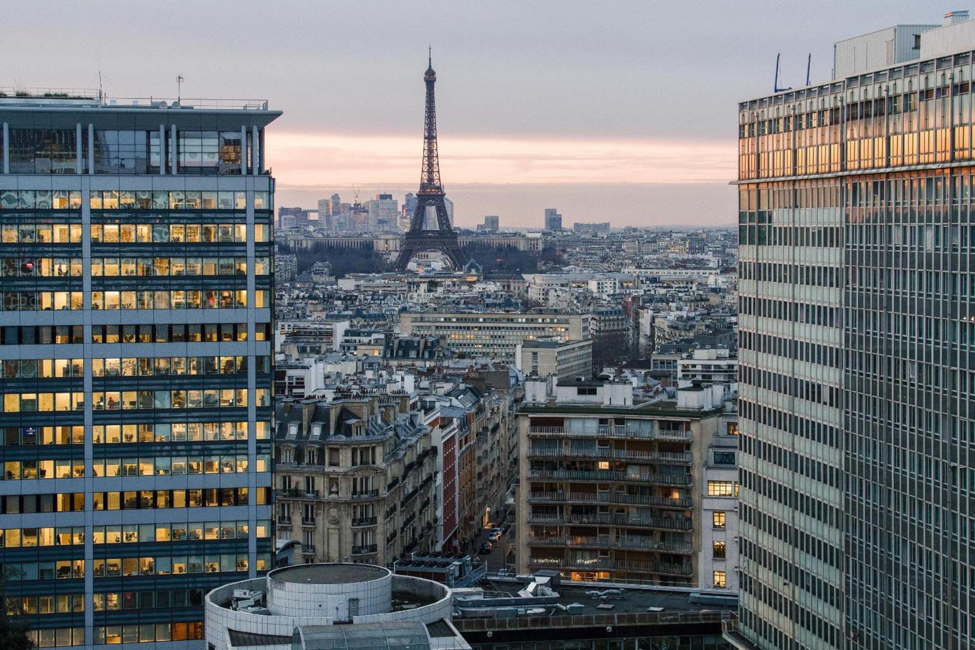 Paris Luxury Apartment 75M2 With Eiffel Tower View, 1 Min Metro, Parking Esterno foto